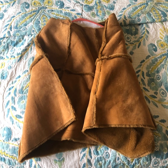 Ugg Poncho - Picture 4 of 5